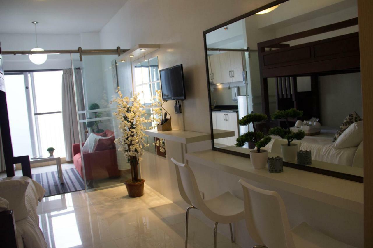 Smdc Wind Residences Tagaytay With Balcony 19Th Floor Tagaytay City Exterior photo