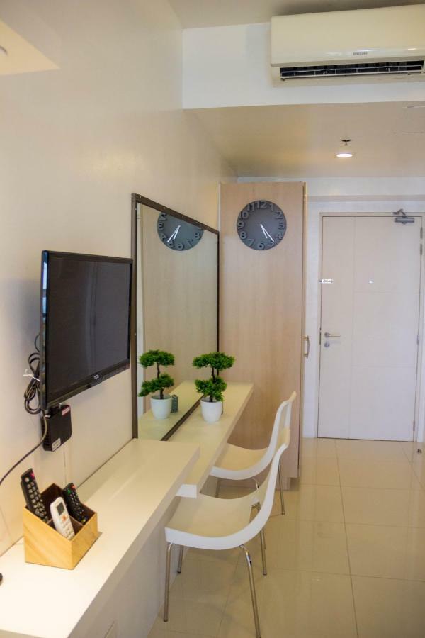 Smdc Wind Residences Tagaytay With Balcony 19Th Floor Tagaytay City Exterior photo